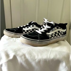 Kids black and white Vans size 5 youth